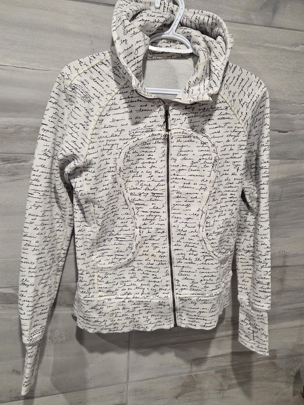 Rare lululemon Scuba Manifesto Script Hoodie Size 8